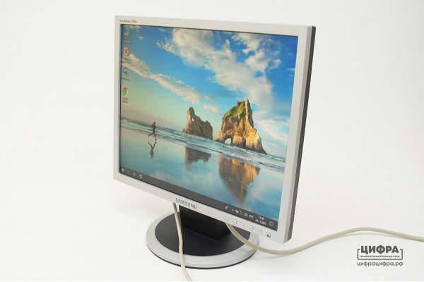 LCD 17 Samsung 740N