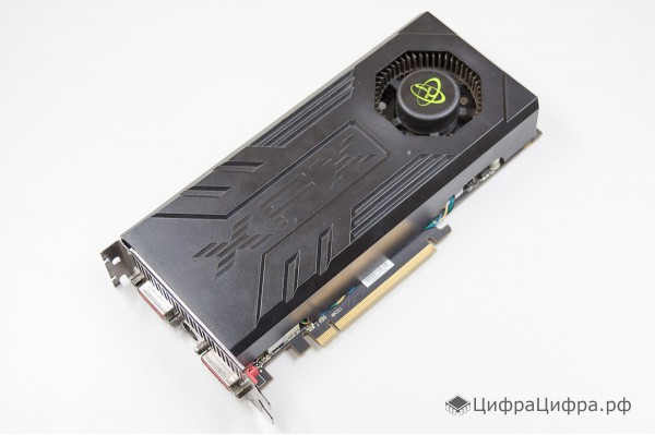 512 MB DDR3 XFX Radeon HD 4850 (HD-485X-YD)