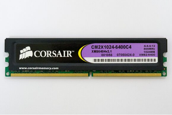 1 GB DDR2-800 PC2-6400 Corsair CM2X1024-6400C4